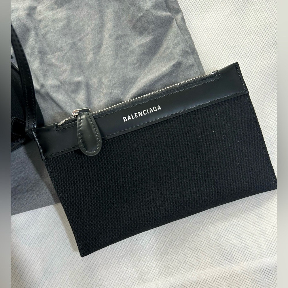NWT Balenciaga Bag | Balenciaga XS CABAS Black Crossbody Bag - Picture 15 of 16